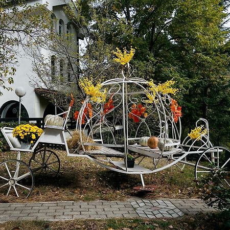 Hotel Gradche Kočani Екстериор снимка