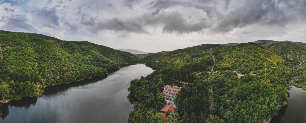 Hotel Gradche Kočani Екстериор снимка