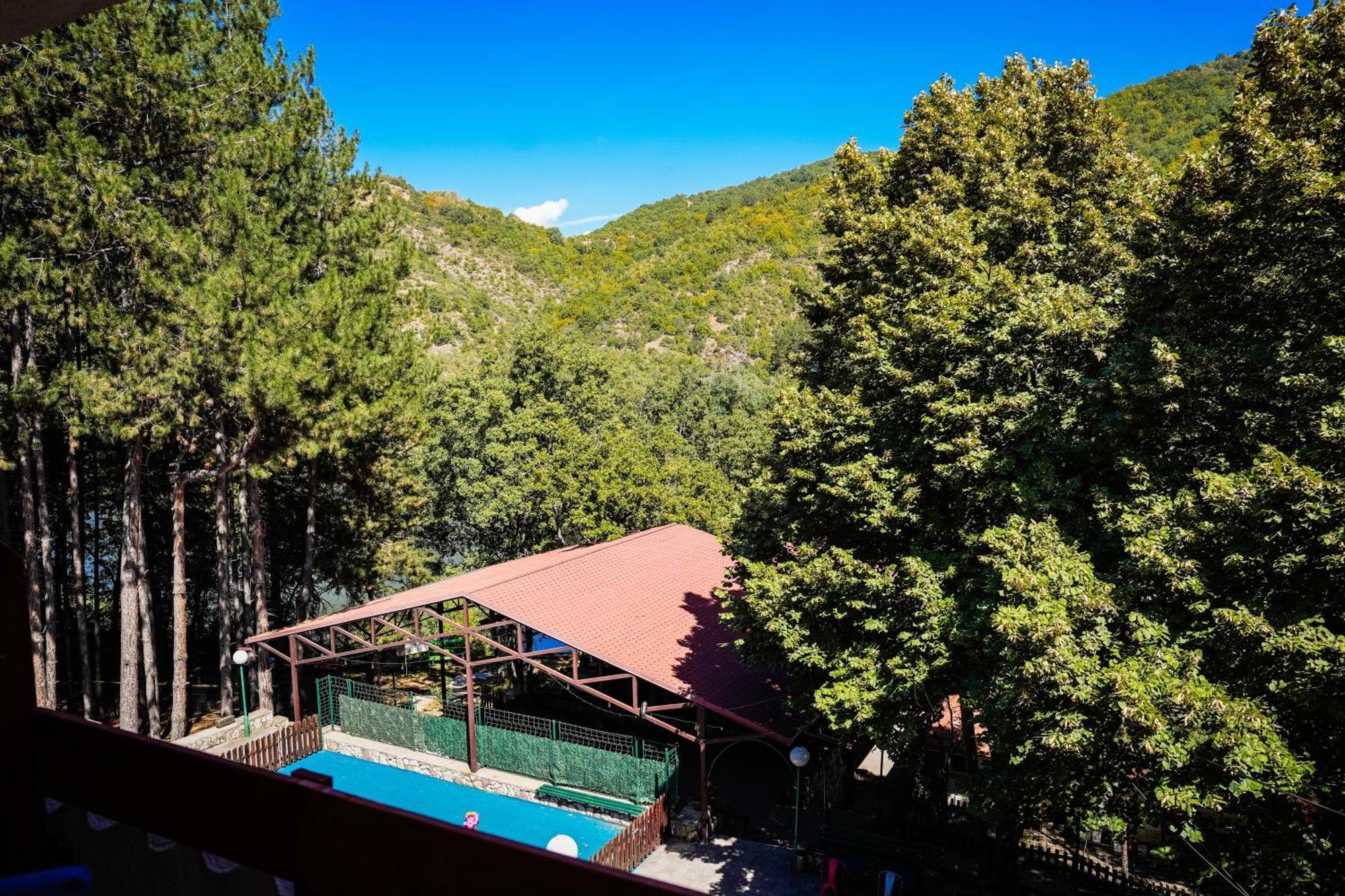 Hotel Gradche Kočani Екстериор снимка