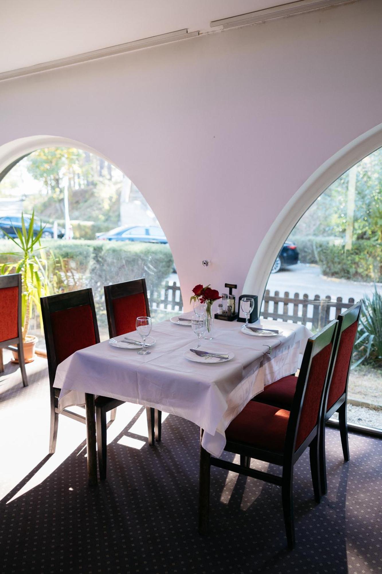Hotel Gradche Kočani Екстериор снимка