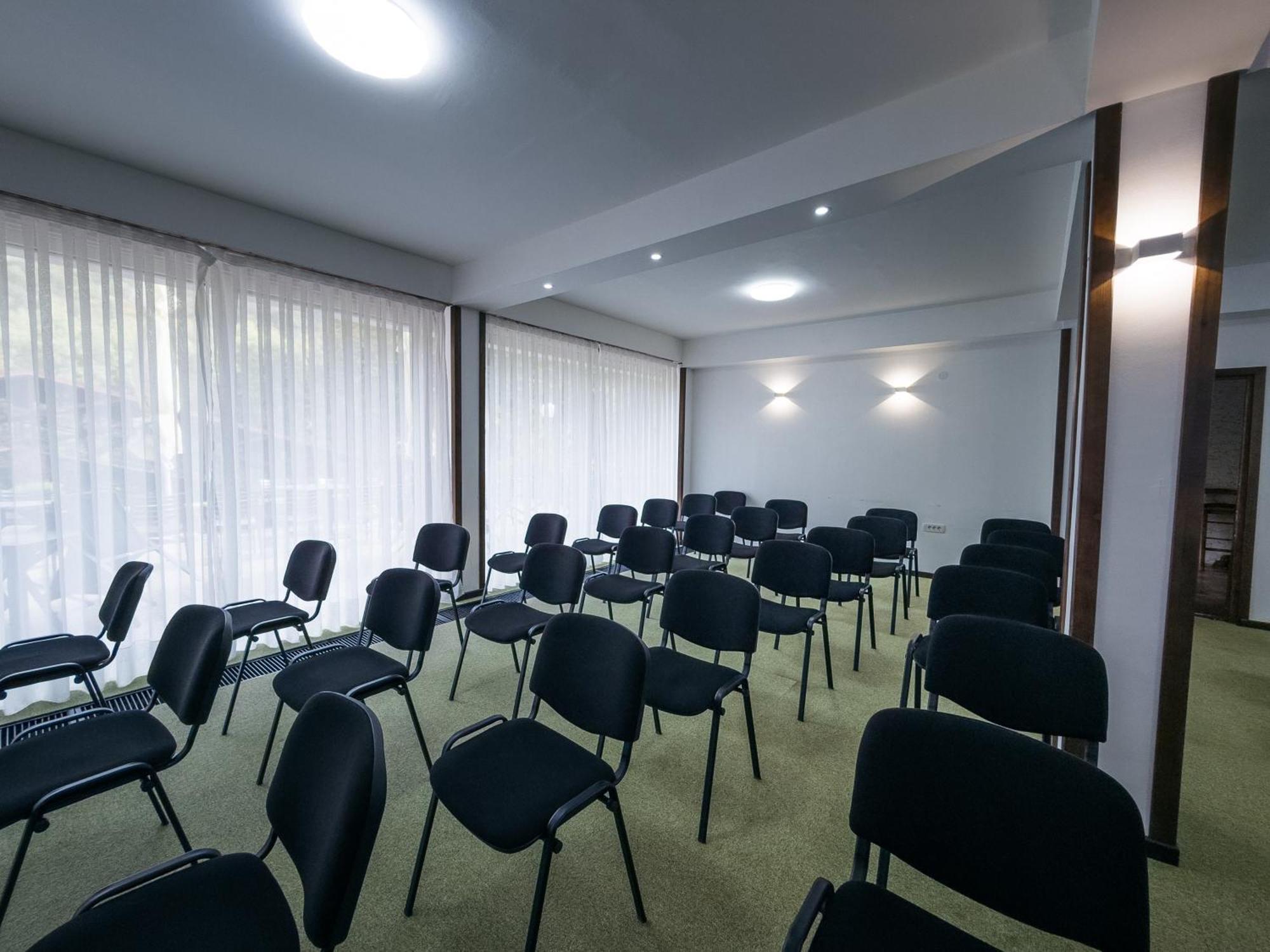 Hotel Gradche Kočani Екстериор снимка