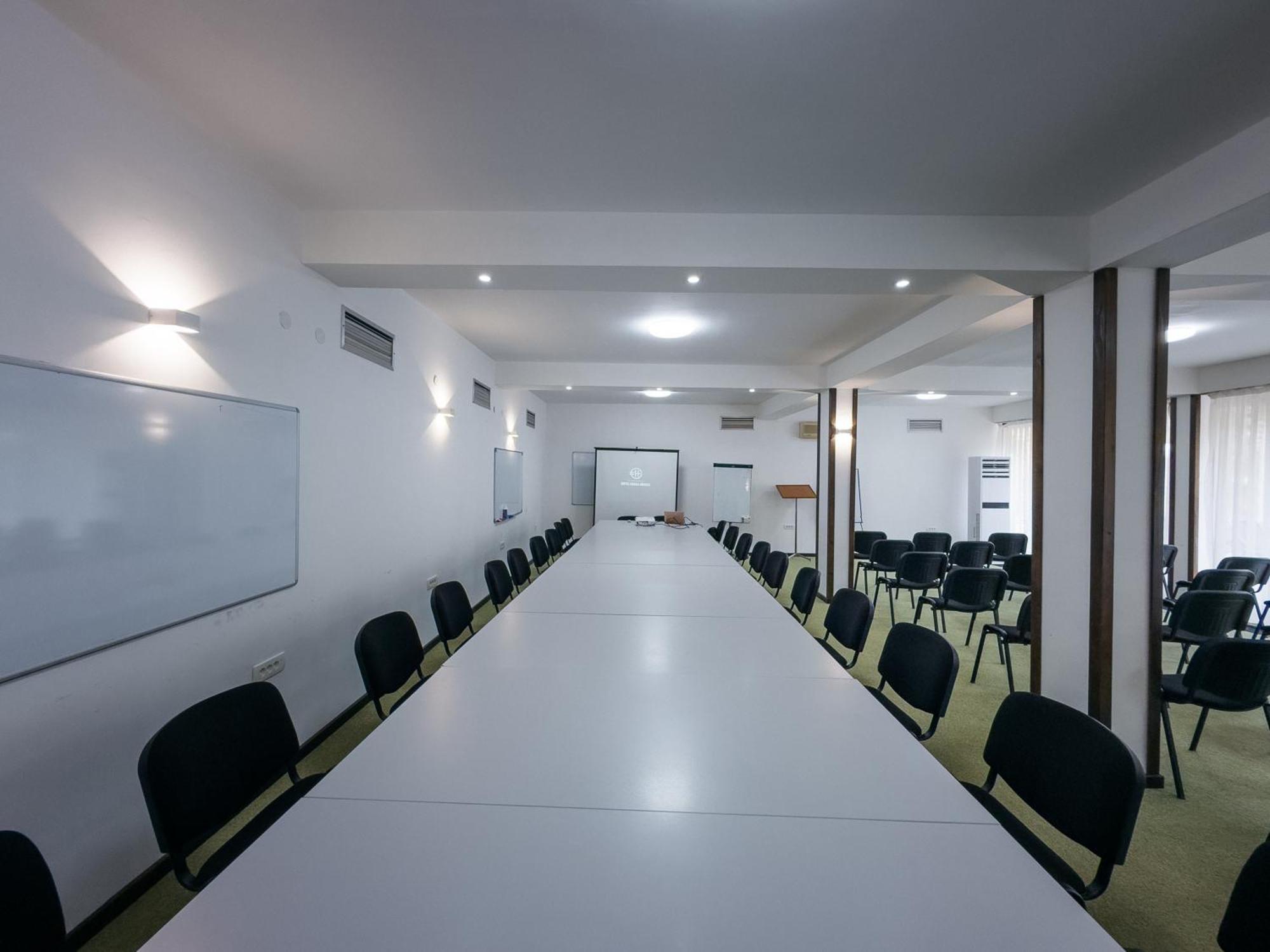 Hotel Gradche Kočani Екстериор снимка
